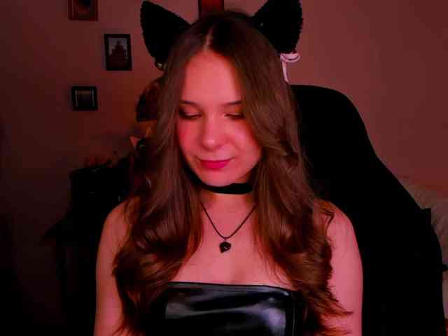 LanaSensitive webcam