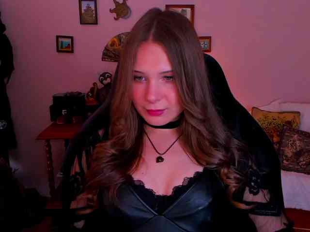 Model: LanaSensitive