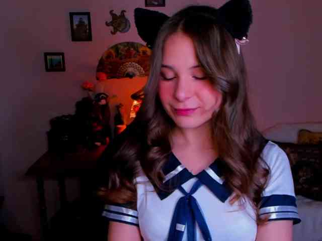 LanaSensitive webcam