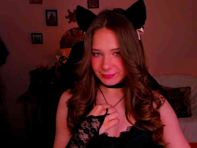 LanaSensitive webcam
