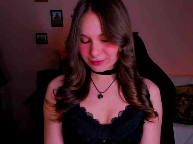 LanaSensitive webcam