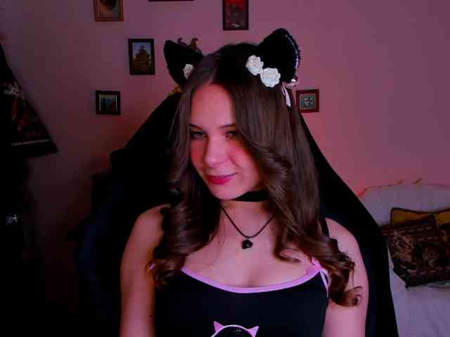 LanaSensitive webcam