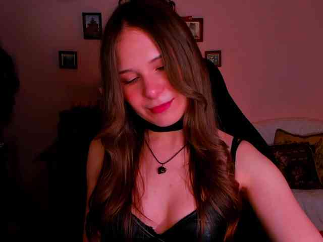 LanaSensitive webcam