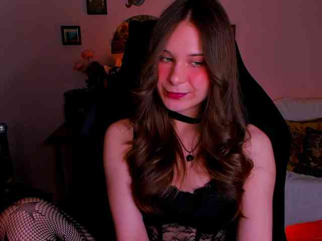 Model: LanaSensitive