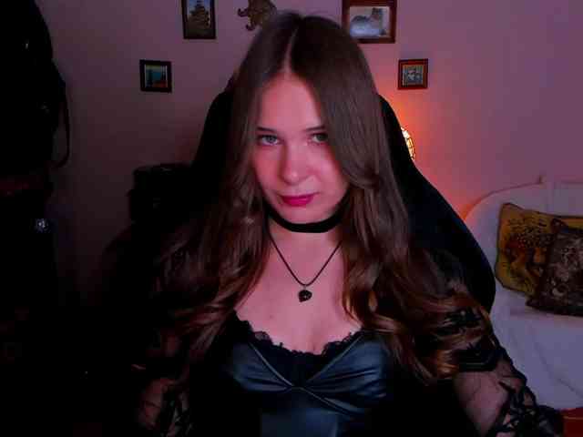 LanaSensitive webcam