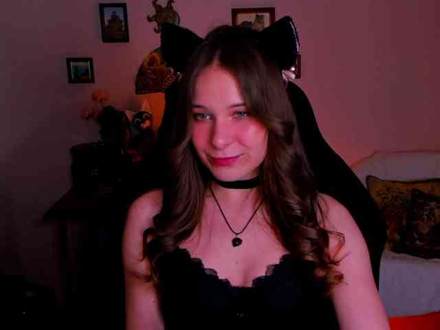 Model: LanaSensitive