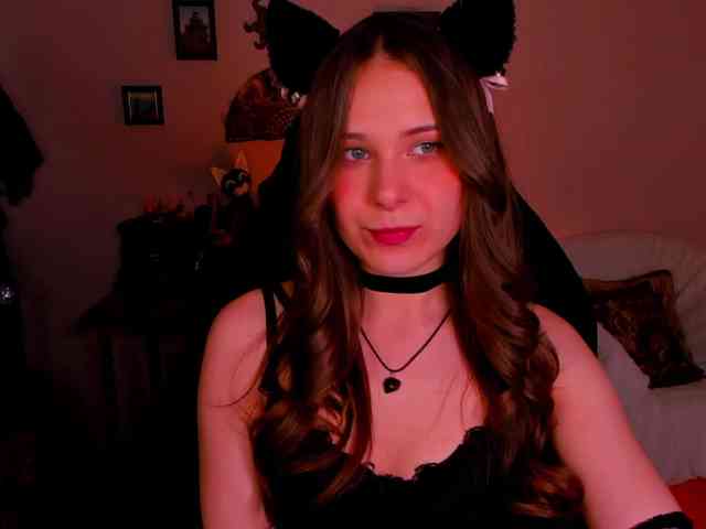 Model: LanaSensitive