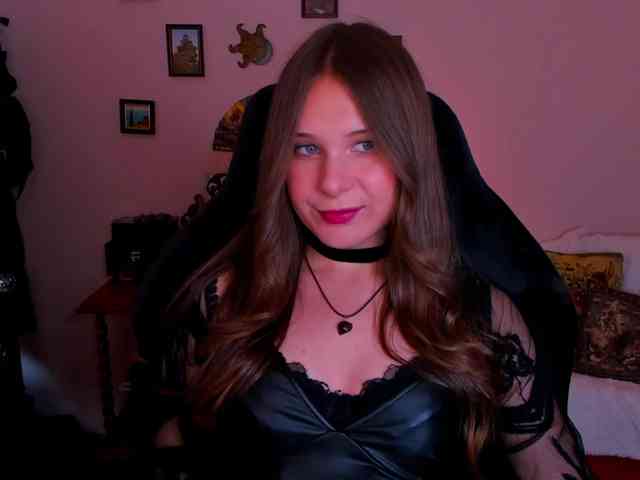 Model: LanaSensitive