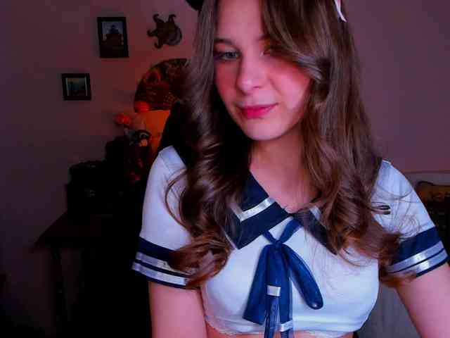 LanaSensitive webcam