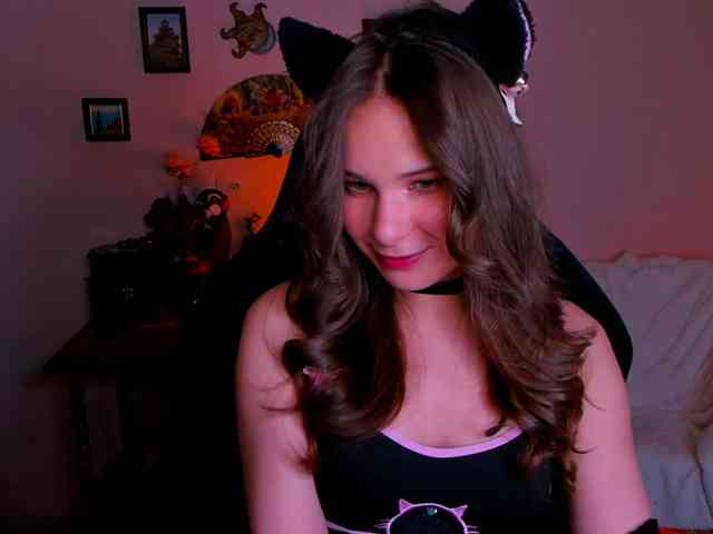 LanaSensitive webcam