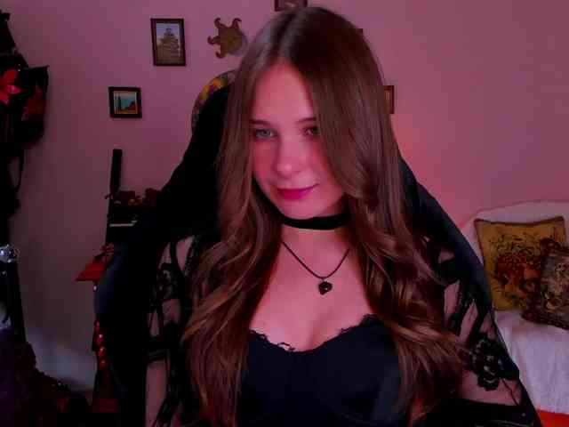 Model: LanaSensitive