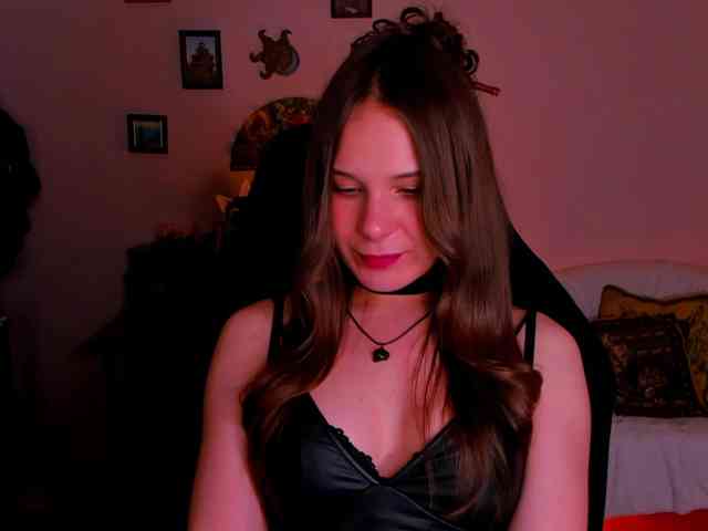 LanaSensitive webcam