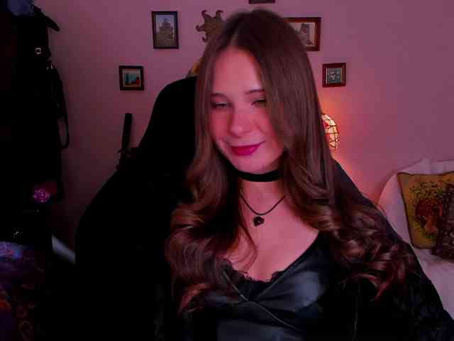 Model: LanaSensitive