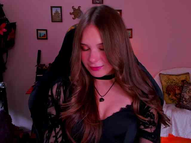 Model: LanaSensitive