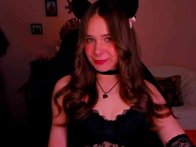 LanaSensitive webcam