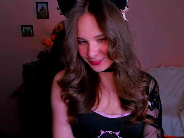 LanaSensitive webcam