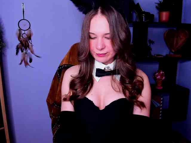 LanaSensitive webcam