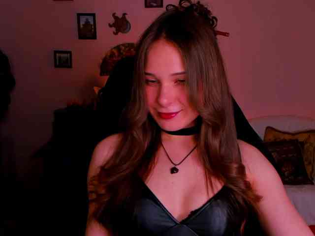 Model: LanaSensitive