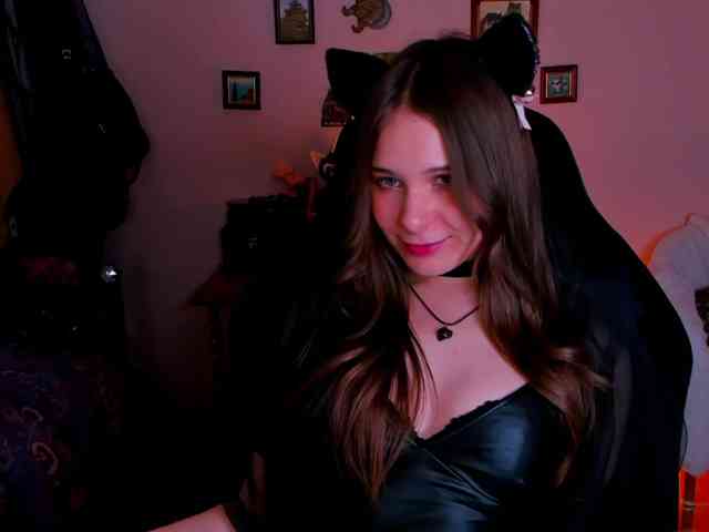 Model: LanaSensitive