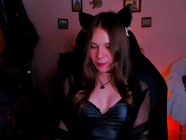 Model: LanaSensitive