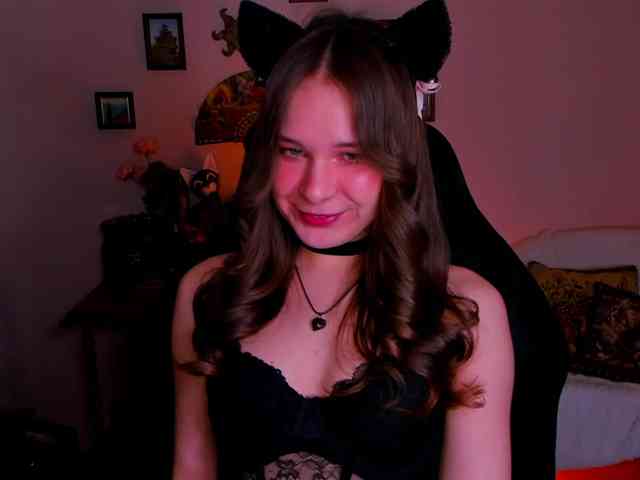 LanaSensitive webcam