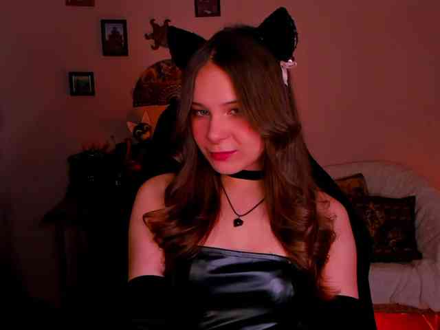 LanaSensitive webcam