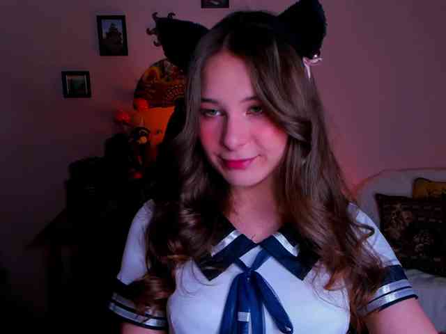 LanaSensitive webcam