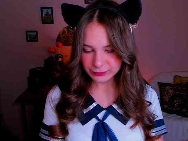 LanaSensitive webcam