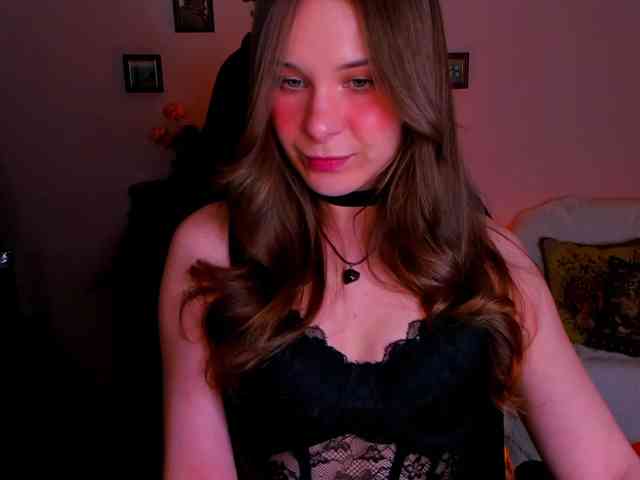 LanaSensitive webcam