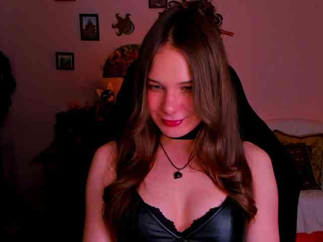 LanaSensitive webcam