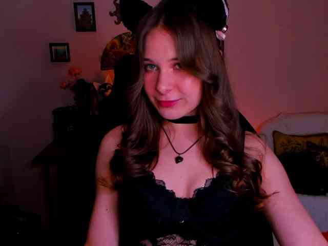 Model: LanaSensitive