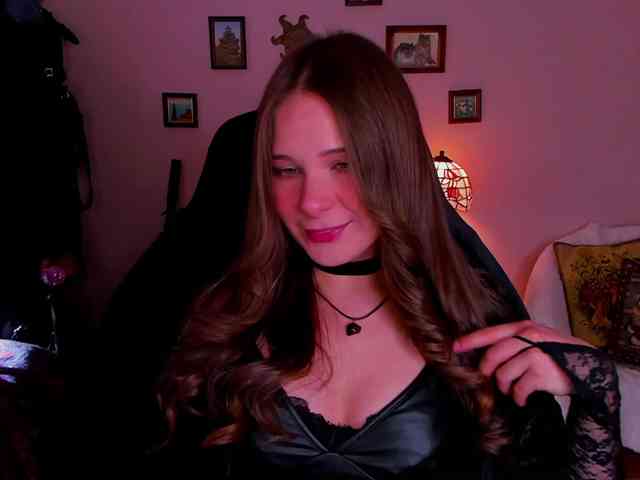 Model: LanaSensitive