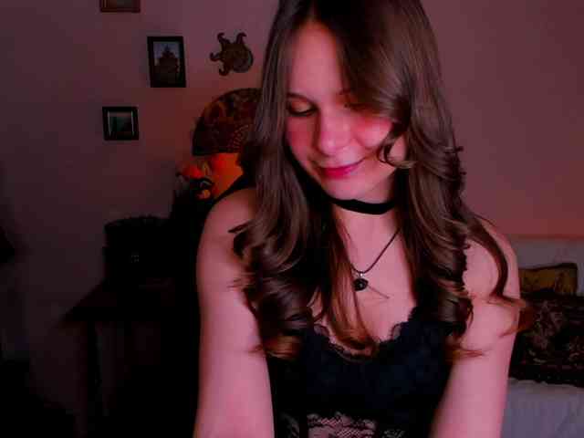 LanaSensitive webcam