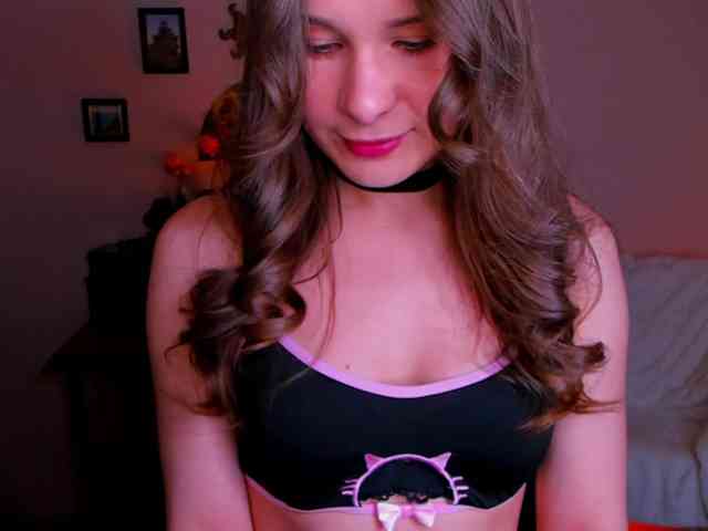 LanaSensitive webcam