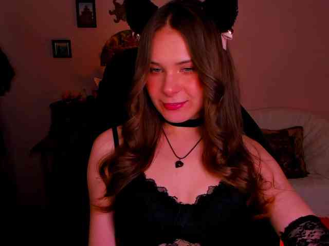 Model: LanaSensitive