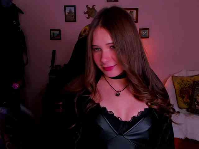 Model: LanaSensitive