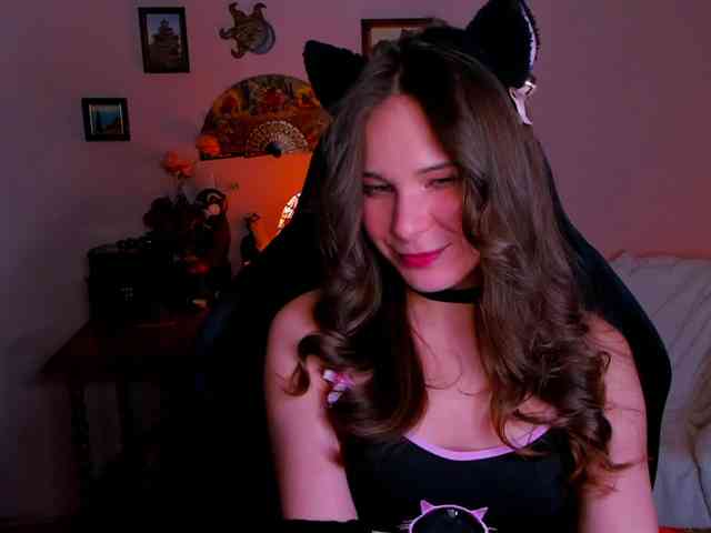 LanaSensitive webcam