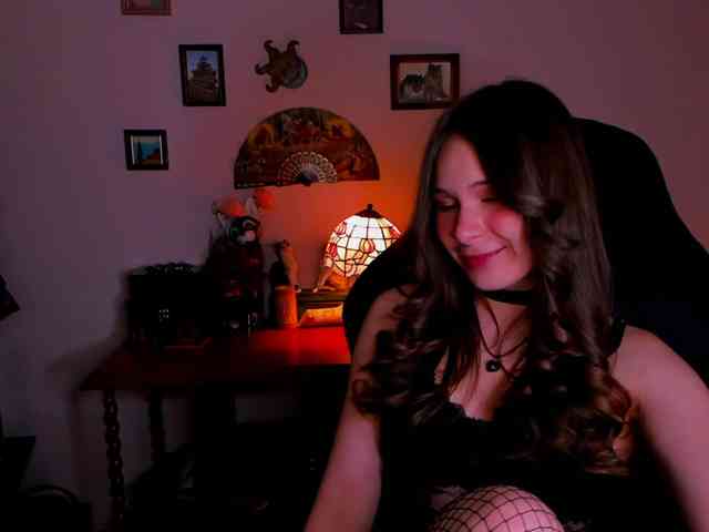 LanaSensitive webcam