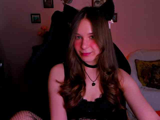 LanaSensitive webcam