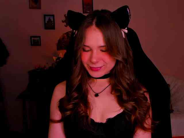 LanaSensitive webcam
