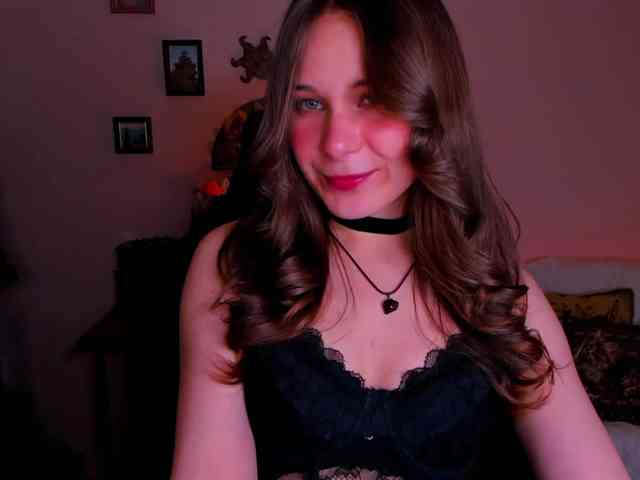 LanaSensitive webcam