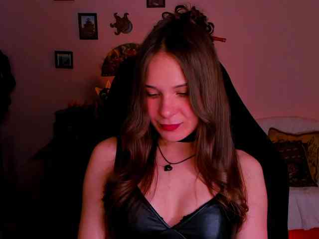 LanaSensitive webcam