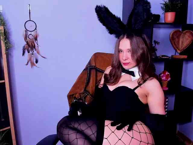 LanaSensitive webcam