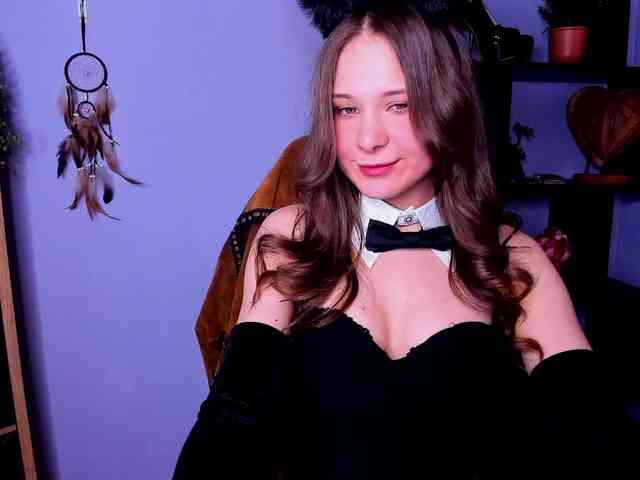 LanaSensitive webcam