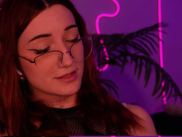 MilaFlame live cam on BongaCams