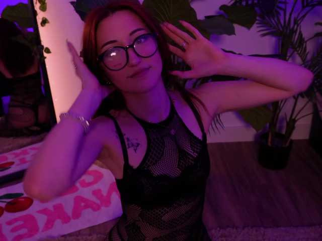 MilaFlame's BongaCams show and profile