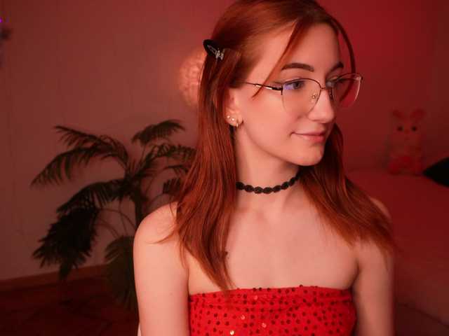 MilaFlame live cam on BongaCams