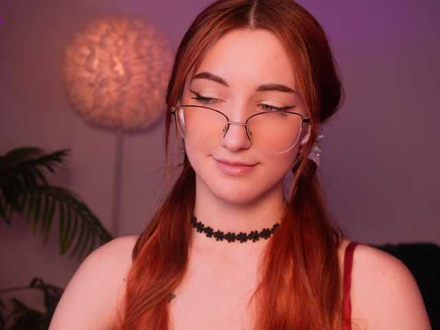 MilaFlame live cam on BongaCams