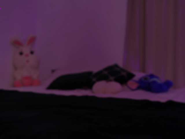 MilaFlame live webcam show