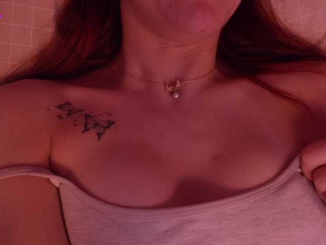 MilaFlame live cam on BongaCams